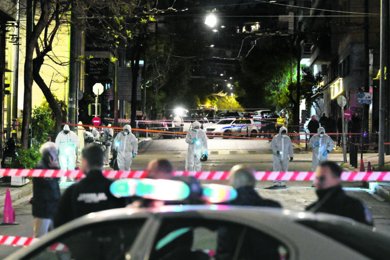 Σκάνε βόμβες στην πόλη και μιλούν για «νόμο και τάξη» στα πανεπιστήμια