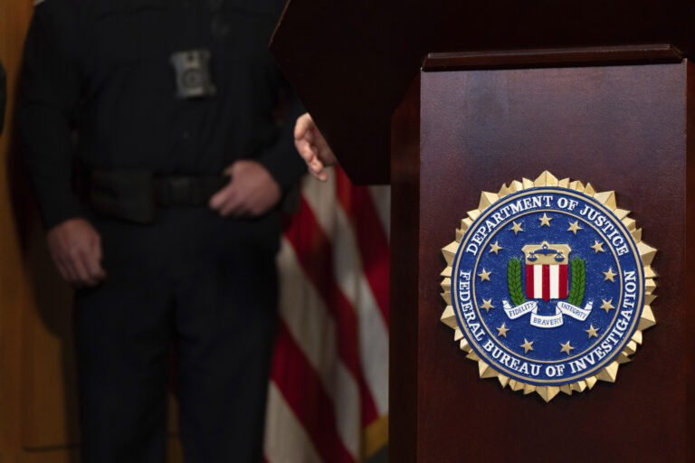 Υπό έρευνα πρώην διευθυντής του FBI – Η ανάρτηση που θεωρήθηκε απειλή για τον Τραμπ