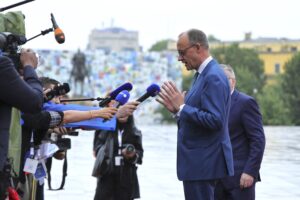 Γερμανία &#8211; Μερτς: Δεν βλέπω λογική πίσω από τα ισραηλινά χτυπήματα στη Γάζα &#8211; Ποιον εξυπηρετούν;