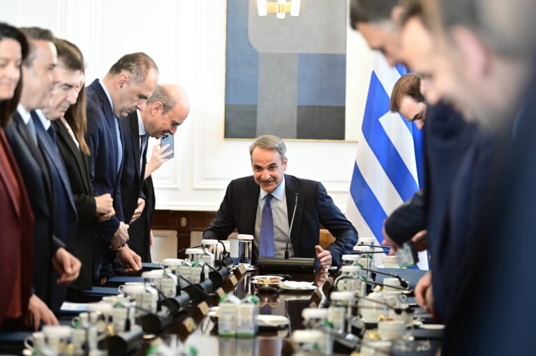 Σιγή ασυρμάτου από την κυβέρνηση για τη σφαγή στη Γάζα