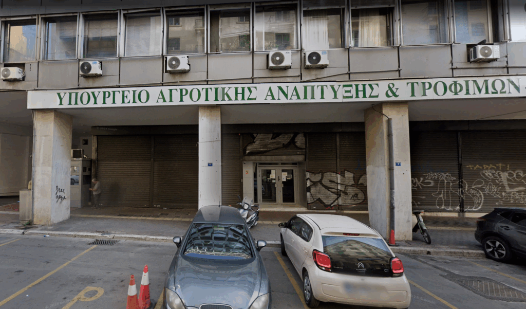 ΥΠΑΑΤ ή… γραφείο επικοινωνίας ιδιωτικών εταιρειών;