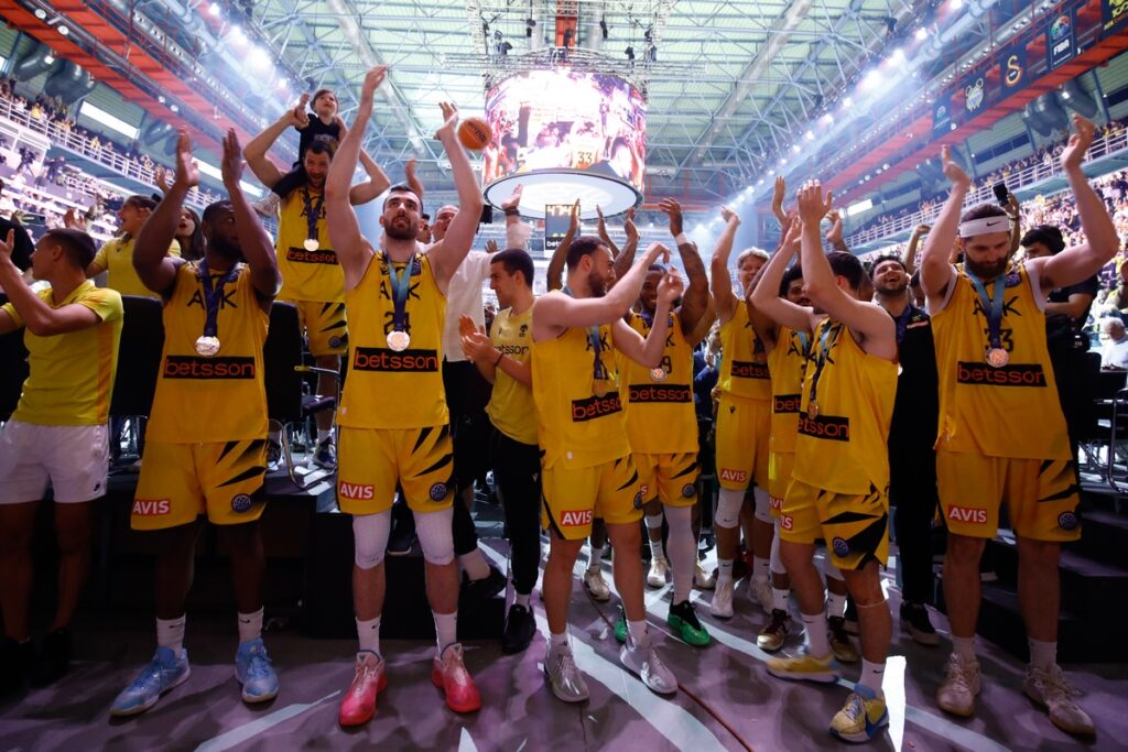 AEK – Tενερίφη 77-73: Φινάλε με χαμόγελα και …χάλκινο μετάλλιο