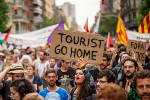 «Μπλόκο» σε 65.000 αγγελίες για Airbnb στην Ισπανία &#8211; «Αρκετά, τέλος οι δικαιολογίες»
