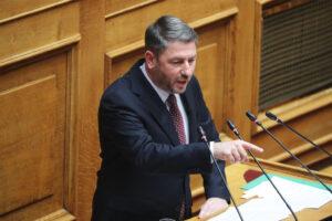 Ανδρουλάκης στη Βουλή: «Είστε οι αρχιτέκτονες της διαφθοράς στον ΟΠΕΚΕΠΕ»