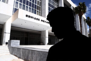 Κατεπείγουσα έρευνα μετά την καταγγελία για απόπειρα δωροδοκίας αρεοπαγίτη