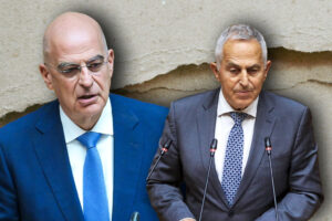 Ψευταράκος ∆ένδιας και ρελάνς Αποστολάκη