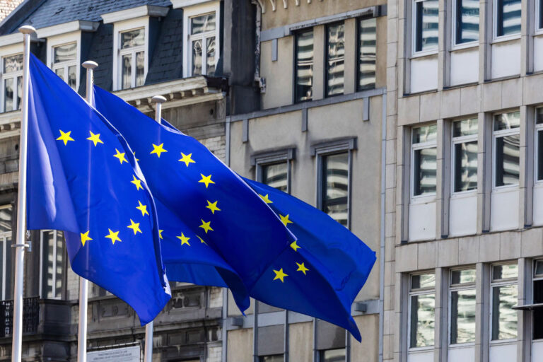 Η ΕΕ ετοιμάζει το 17ο πακέτο κυρώσεων στη Ρωσία με το βλέμμα στην Κωνσταντινούπολη