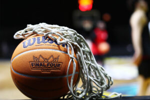 Απάτη με εισιτήρια του Final Four 2025: «Έταζε πακέτο για Άμπου Ντάμπι, άρπαξε χιλιάδες ευρώ σε προκαταβολές» (Video)
