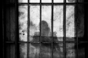 Αθώα στη φυλακή για 478 ημέρες &#8211; Τώρα το Δημόσιο την αποζημιώνει με 40 ευρώ την ημέρα