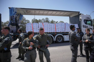 Μερτς προς Ισραήλ: «Να επιτραπεί χωρίς καθυστέρηση η πρόσβαση σε ανθρωπιστική βοήθεια στη Γάζα»