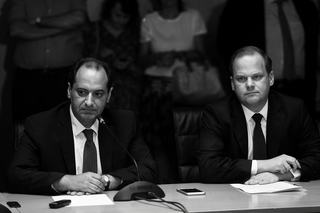 Τέμπη: Σπαζοκεφαλιά για ΣΥΡΙΖΑ η «εμπλοκή» Σπίρτζη – Ποια κακουργήματα βρίσκονται στο τραπέζι για Καραμανλή