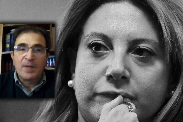 Καρυστιανού για Καρώνη: Τόσο αδίστακτος, διαπράττει τη μέγιστη ύβρη – Αφιερώνει το «έκτρωμα» στους νεκρούς μας