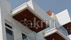 Κρήτη: Μάχη για τη ζωή του δίνει τουρίστας &#8211; Καταπλακώθηκε από τμήμα γυάλινου μπαλκονιού