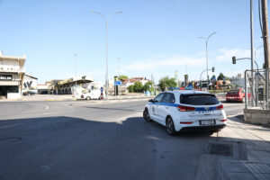 Λάρισα: Συναγερμός μετά από τηλεφώνημα για βόμβα σε τράπεζα