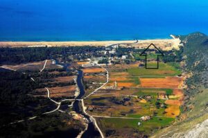 Μετά το δάσος Στροφυλιάς νέα επιχείρηση καταπάτησης στην παραλία της Καλόγριας &#8211; Τι καταγγέλλει η Οικολογική Κίνηση Πάτρας