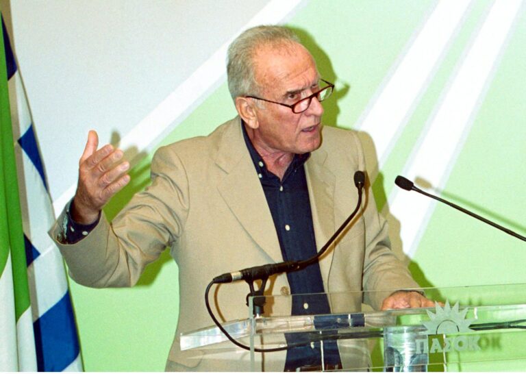 Πέθανε ο Χρήστος Ροκόφυλλος, πρώην υπουργός του ΠΑΣΟΚ