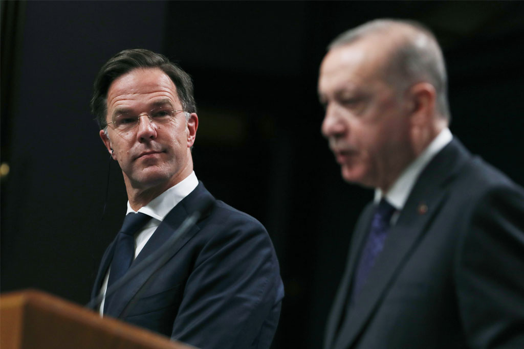 Ενθουσιασμένος ο γ.γ. του ΝΑΤΟ Μαρκ Ρούτε με τον Ερντογάν: Υπέρ της πώλησης Eurofighter στην Τουρκία