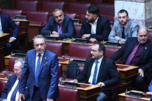 Αθώοι οι βουλευτές των «Σπαρτιατών» και ο Κασιδιάρης για εξαπάτηση εκλογέων