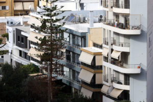 Έκαναν το δικαίωµα στέγασης προνόµιο