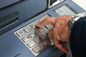 Συντάξεις Ιουνίου 2025: Πότε μπαίνουν τα χρήματα &#8211; Αναλυτικά οι ημερομηνίες