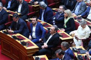 ΣΥΡΙΖΑ: Πρόταση προανακριτικής για Τέμπη με ή χωρίς blame game