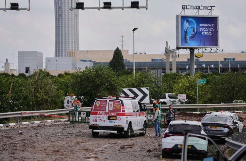 Τελ Αβίβ: Πύραυλος των Χούθι στο Μπεν Γκουριόν – Απειλές από Ισραήλ για «επτά φορές πιο ισχυρά αντίποινα»