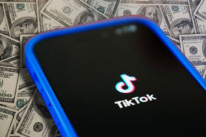 Ευρωπαϊκή Ένωση: Πρόστιμο 530 εκατ. € στο TikTok για «διαρροή» δεδομένων στην Κίνα