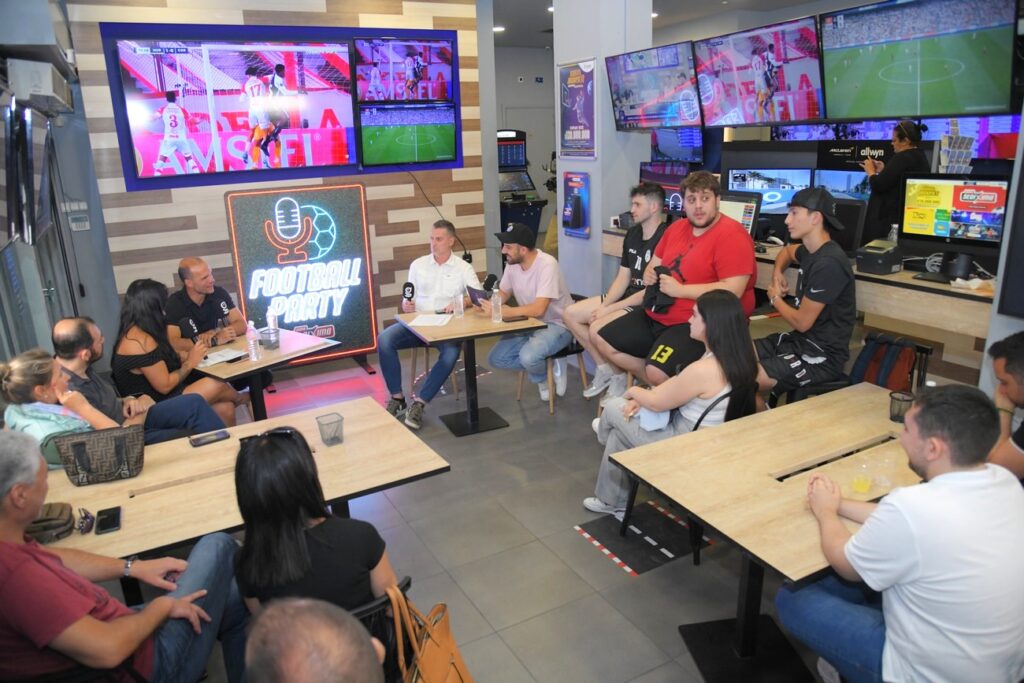 Pre-game show με Άγγελο Μπασινά και Στέφανο Κοτσόλη για τον τελικό του Champions League