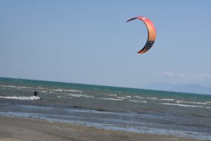 Ρόδος: Νεκρή 31χρονη τουρίστρια που έκανε kite surf