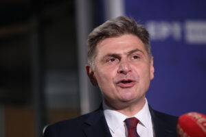 Φαραντούρης: Προσφεύγουμε στο Ευρωπαϊκό Δικαστήριο για τον «Κανονισμό-κερκόπορτα για την Τουρκία»