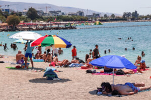Καιρός: Αφόρητη ζέστη έως 37 βαθμοί &#8211; Πού θα σημειωθεί νέα άνοδος θερμοκρασίας