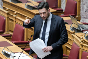 «Καρφί»