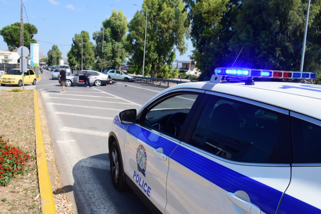 Θανατηφόρο τροχαίο στην Αθηνών – Κορίνθου: Νεκρή οδηγός μηχανής στον κόμβο Μάνδρας