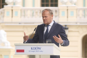 Πολωνία: Ψήφο εμπιστοσύνης θα ζητήσει ο Τουσκ μετά την ήττα του υποψήφιου που στήριξε στις προεδρικές εκλογές