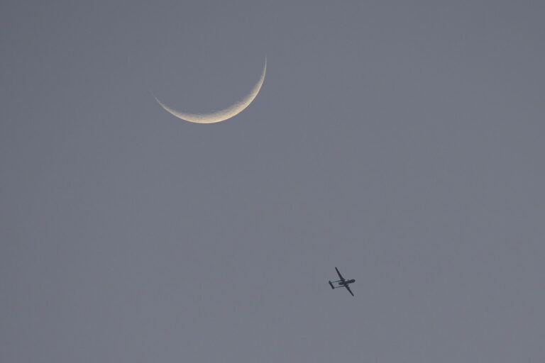 Ισραήλ-Ιράν: Πληροφορίες για πτήσεις drones και από τις δύο χώρες