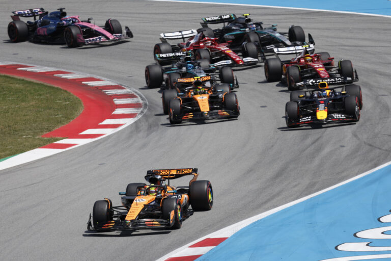 F1 – GP Ισπανίας: Με φόρα από τις κατατακτήριες και 1-2 η McLaren με Πιάστρι και Νόρις