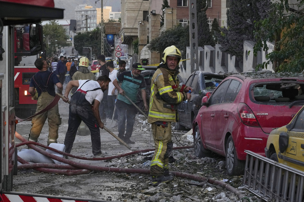 Το Ισραήλ κινητοποίησε 200 μαχητικά αεροσκάφη για το Ιράν – «Αντίποινα από την Τεχεράνη με drones»
