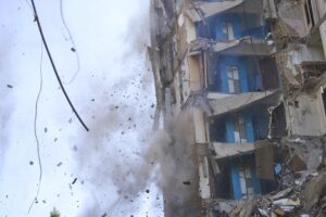Ουκρανία: 25 νεκροί από την τελευταία ρωσική επίθεση (Video)