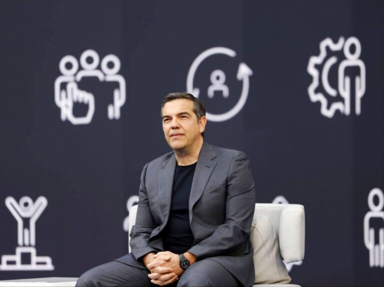 Αλέξης Τσίπρας: «Αν δεν υπάρξει εναλλακτική πολιτική πρόταση θα συνεχιστεί το τέλμα»