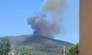 Φωτιά στον Μαραθώνα: Ήχησε το 112 &#8211; «Παραμείνετε σε ετοιμότητα»