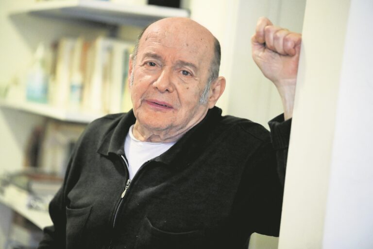 Βασίλης Παπαβασιλείου, ένας γνήσιος θεατράνθρωπος