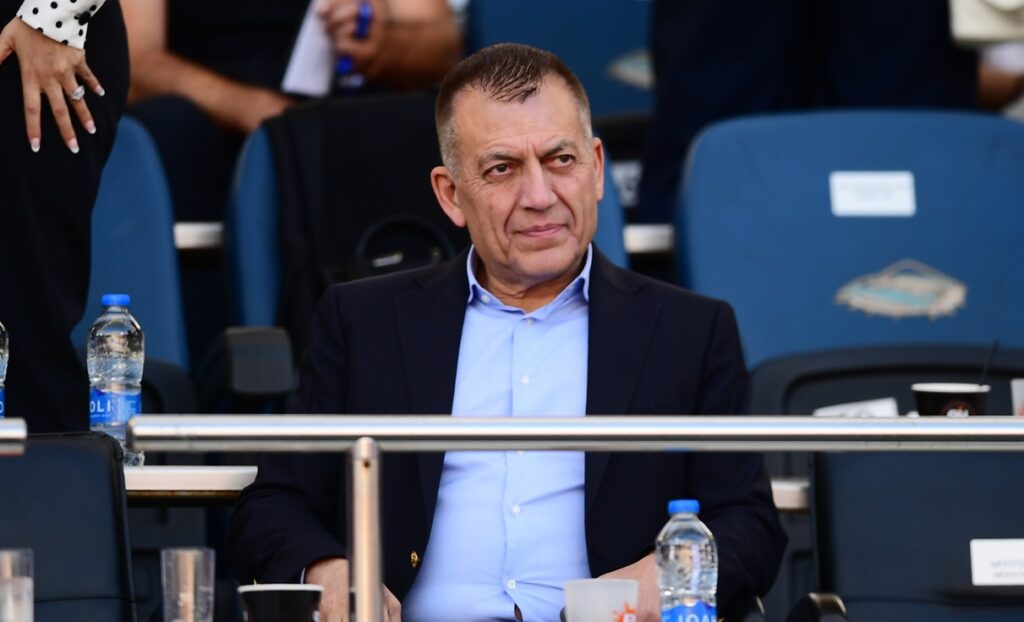 Γιάννης Βρούτσης: Επιστολή στις ΚΑΕ Ολυμπιακός και Παναθηναϊκός – «Θα κληθείτε να τοποθετηθείτε δημόσια»