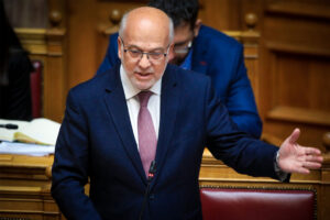 Δικαστές και εισαγγελείς ζητούν μέτρα από Φλωρίδη κατά ακραίων συμπεριφορών από δικηγόρους