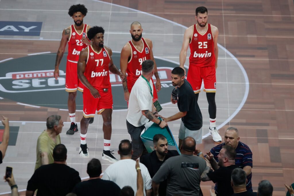 Μπάσκετ: Παίζουν κανονικά απόψε οι Φουρνιέ, Ναν
