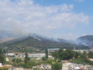 Καβάλα: Έσβησε η φωτιά που ξέσπασε στην ανατολική είσοδο της πόλης