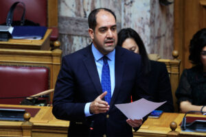 Κεφαλογιάννης στη Βουλή για πυρκαγιά στη Χίο: «Κάηκαν 40.000 στρέμματα &#8211; Ύποπτα τα 5 διαφορετικά μέτωπα σε 5 διαφορετικά σημεία»