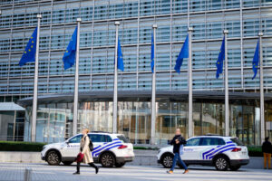 Βρυξέλλες: Αναστάτωση για «ύποπτο αντικείμενο» &#8211; Εκκενώθηκε κτίριο της ΕΕ