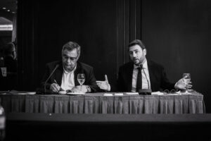 Έξυσαν παλιά πληγή και άνοιξαν νέες στο ΠΑΣΟΚ