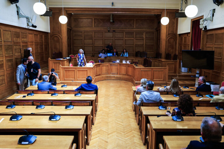 Αυλαία για την Προανακριτική Καραμανλή: Εξελέγη το προεδρείο της Επιτροπής – Παρασκευή η επόμενη συνεδρίαση 