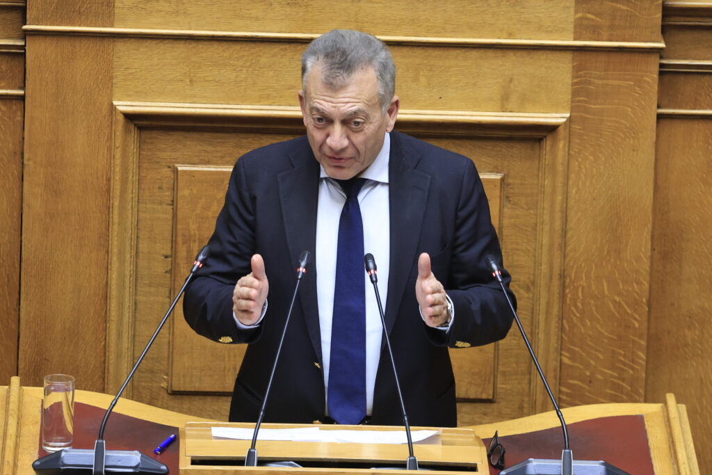 Βρούτσης: «Το πρωτάθλημα τελειώνει την Τετάρτη στις 15:00, αν δεν έρθουν οι πρόεδροι»